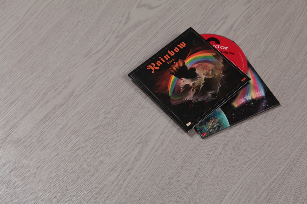 Кварцвиниловая плитка Refloor клеевая Home Tile WS 8133 Дуб Лондон 920×180×2